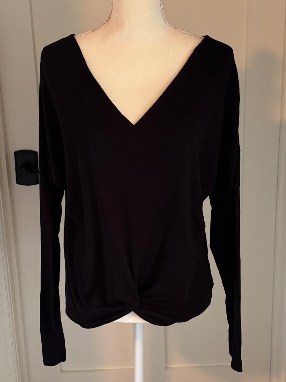 78&SUNNY Black Twist Front with Open Back Long Sleeve Top